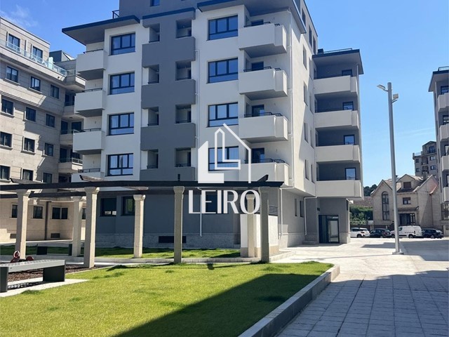 Apartamento a Estrenar Zona Playa Con Terraza , 2 Plazas de Garaje y Trastero - Vilagarcía de Arousa