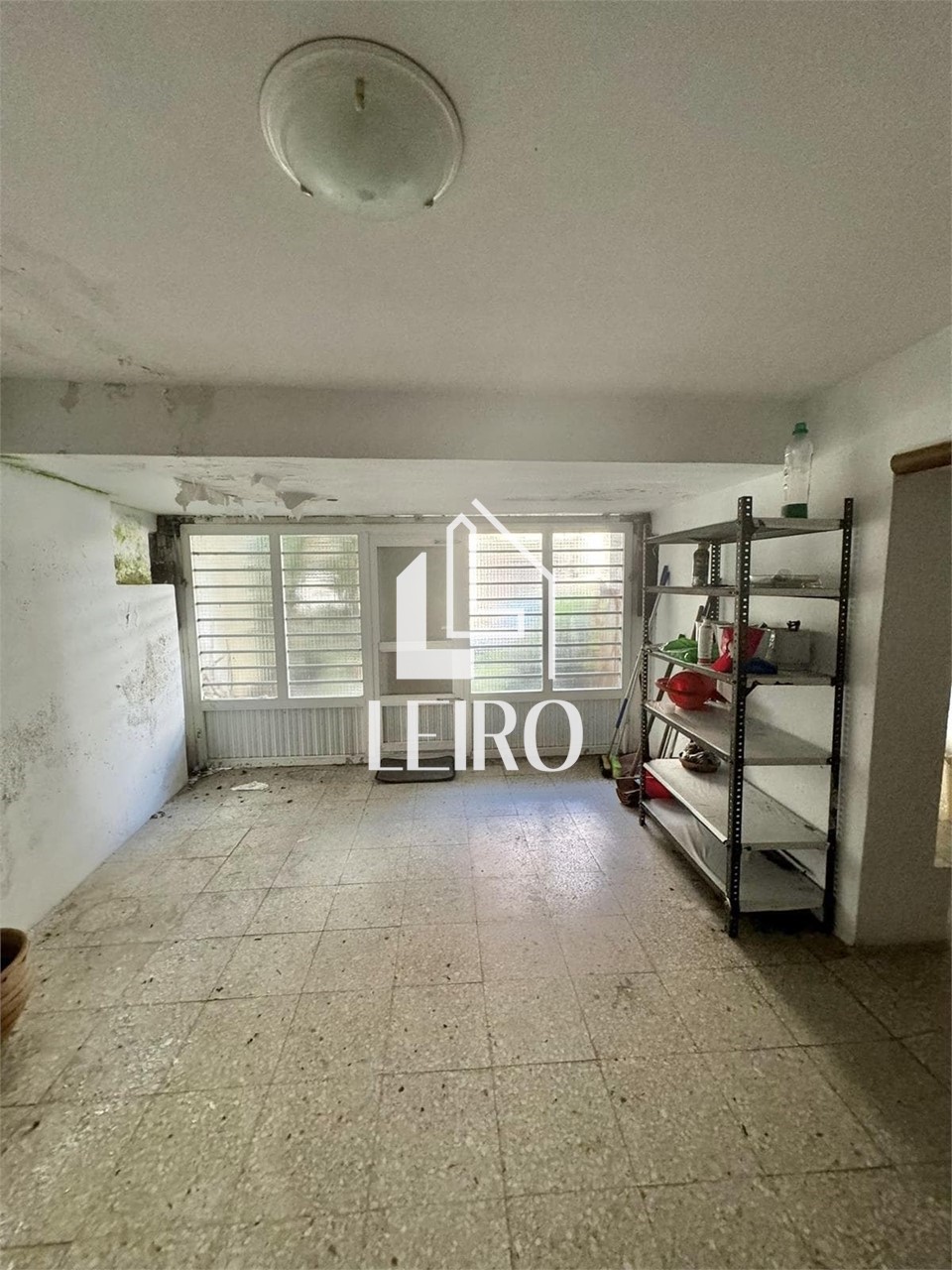 Foto 32 Casa en Primera Línea de Mar con Bajo con Apartamento Independiente en  A Illa de Arousa